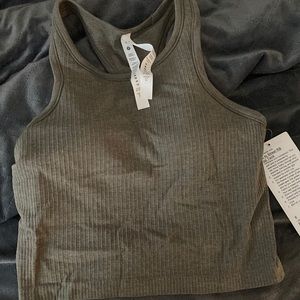 Lululemon crop tank